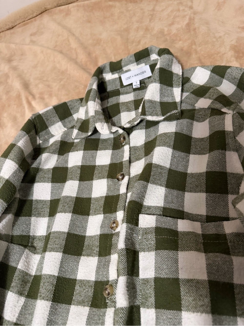 Lost + Wander Button-Front Green & White Buffalo Plaid Flannel Shirt Small - Picture 3 of 5
